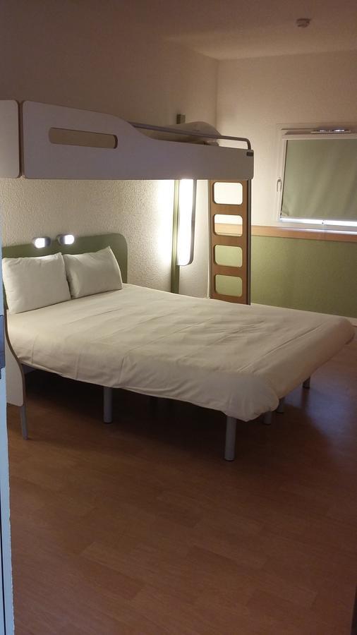 Ibis Budget Montbeliard Bagian luar foto